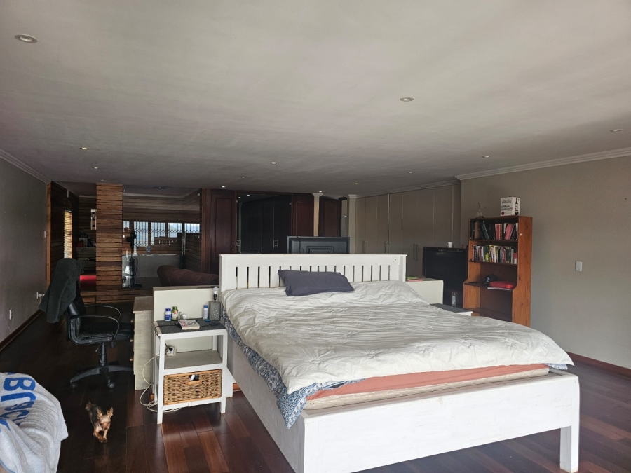 5 Bedroom Property for Sale in Gonubie North Eastern Cape